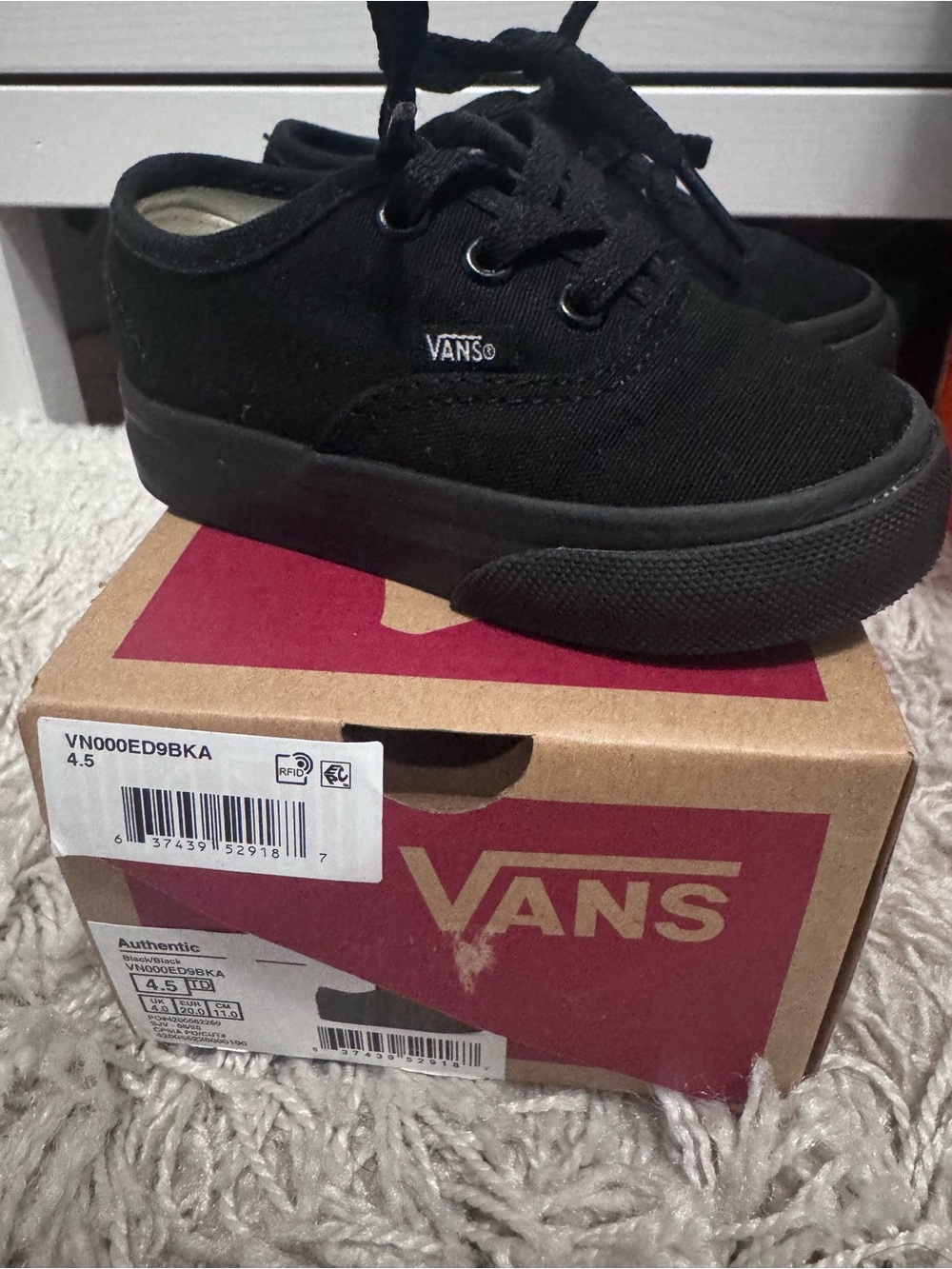 Vans Kids Black Canvas Low-Top Sneakers